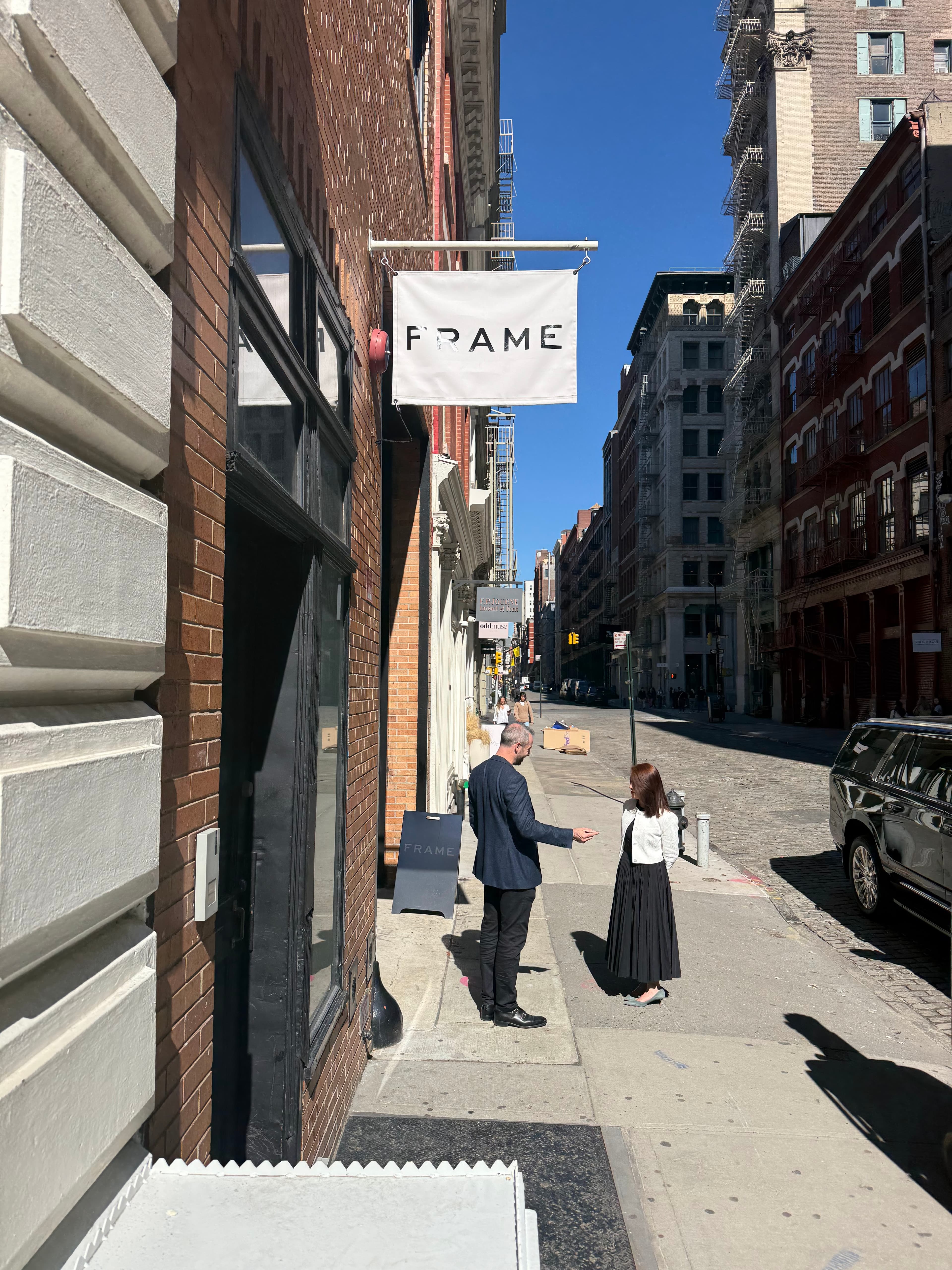 FRAME STOREFRONT