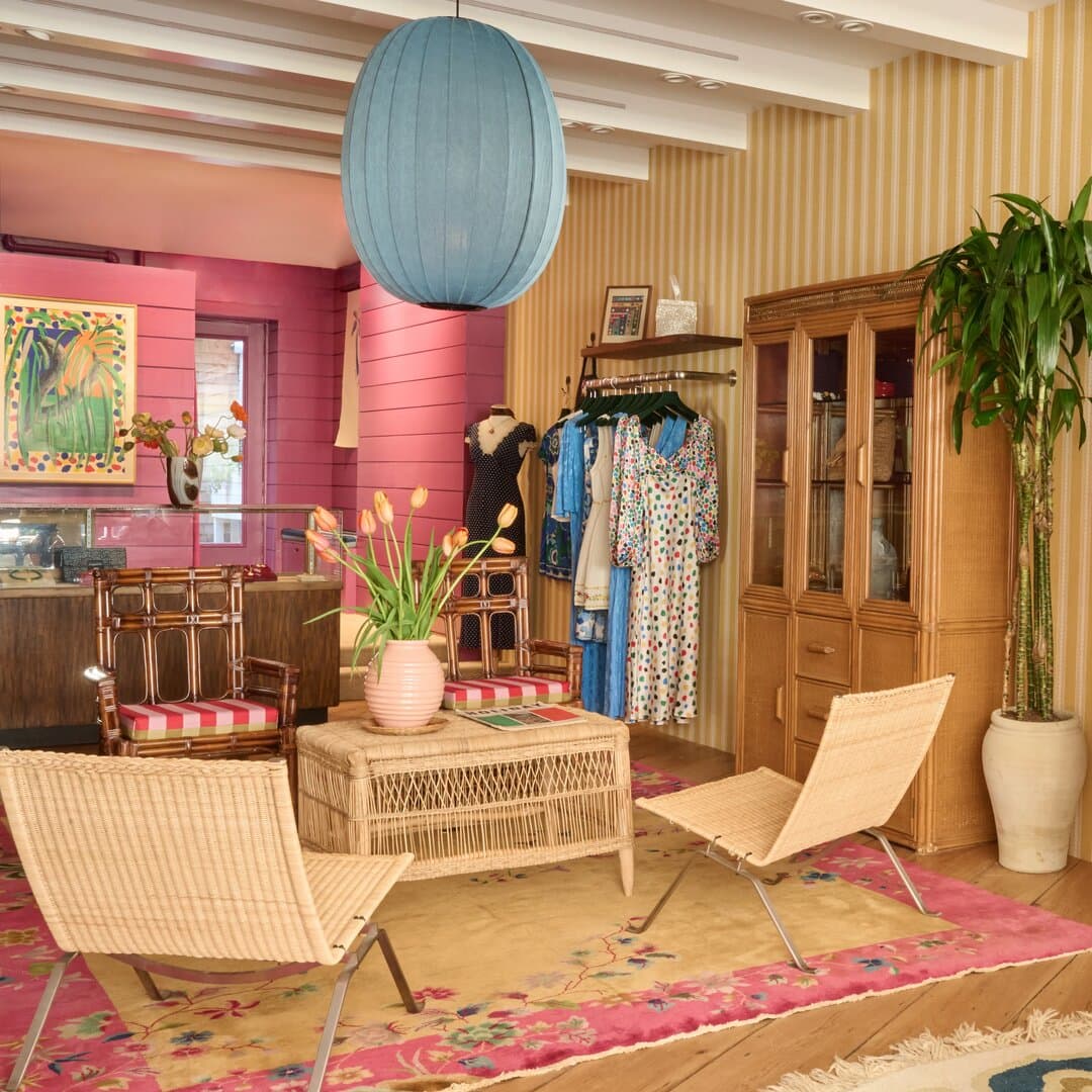 STORE INTERIOR