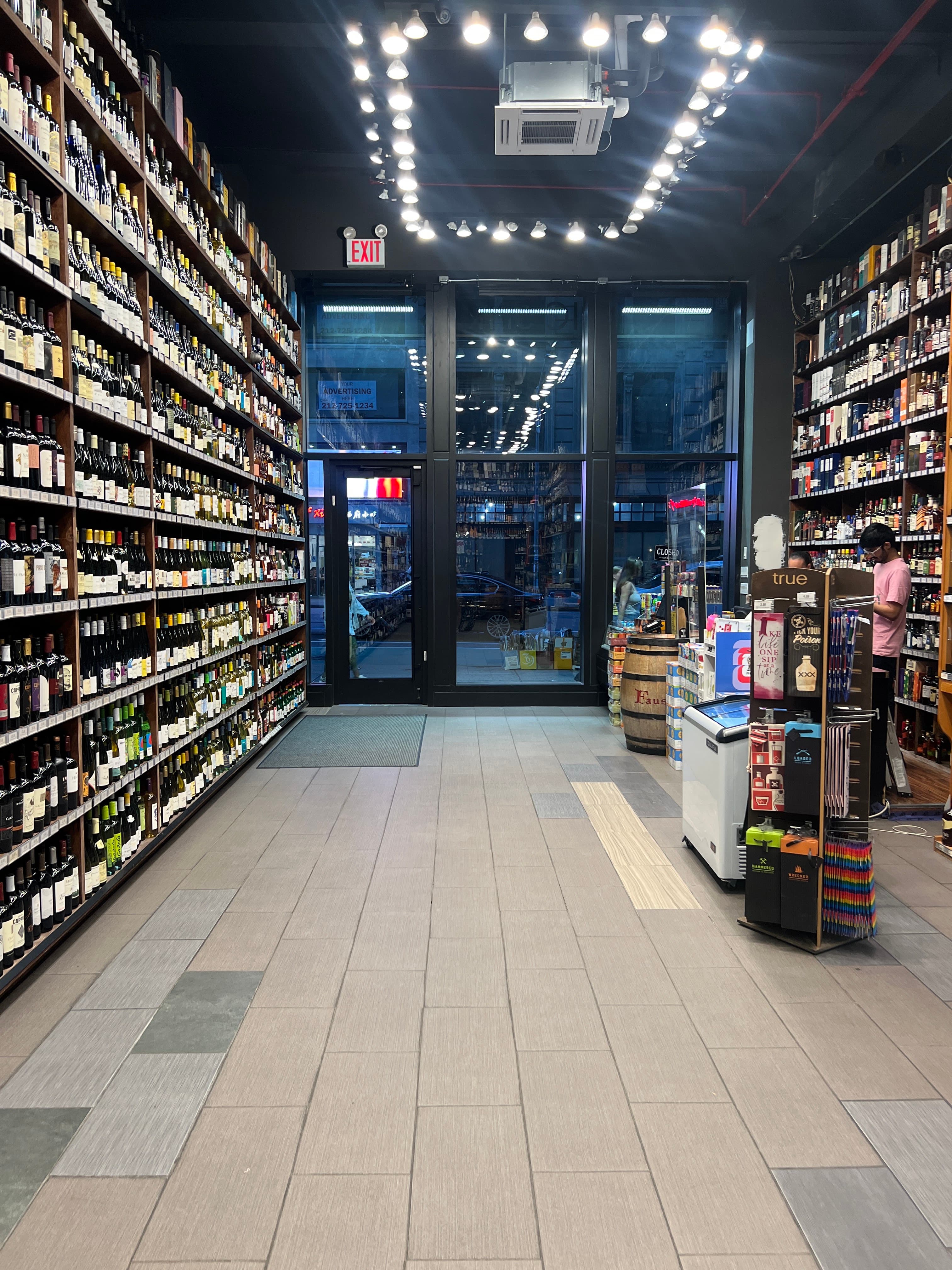 STORE SALES FLOOR