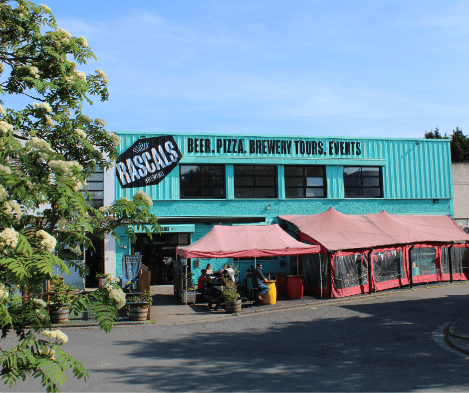 THE RASCALS EXTERIOR