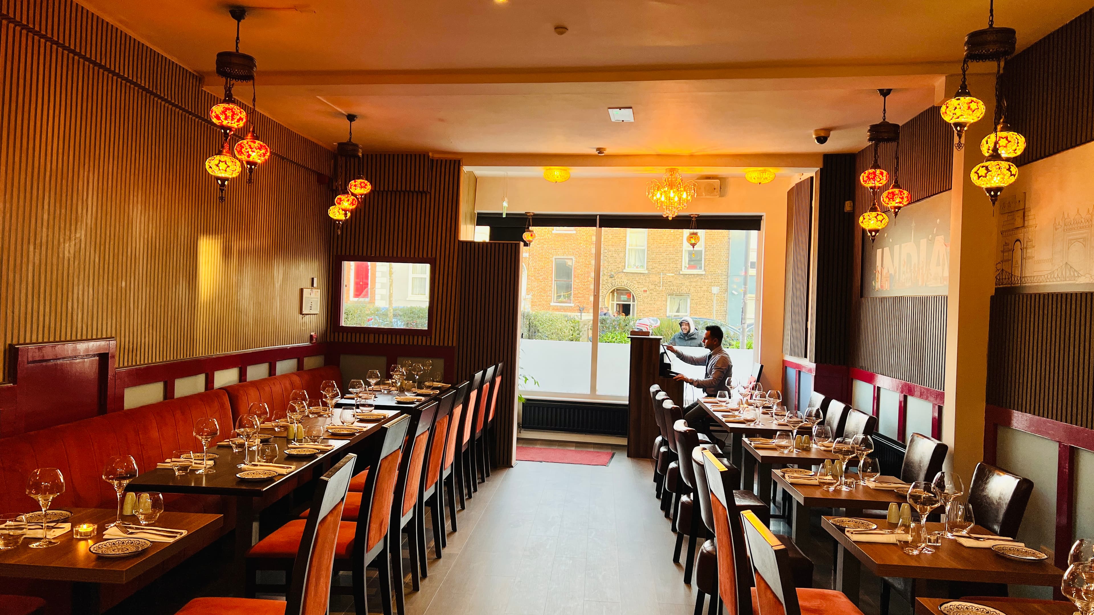 THE DINING ROOM