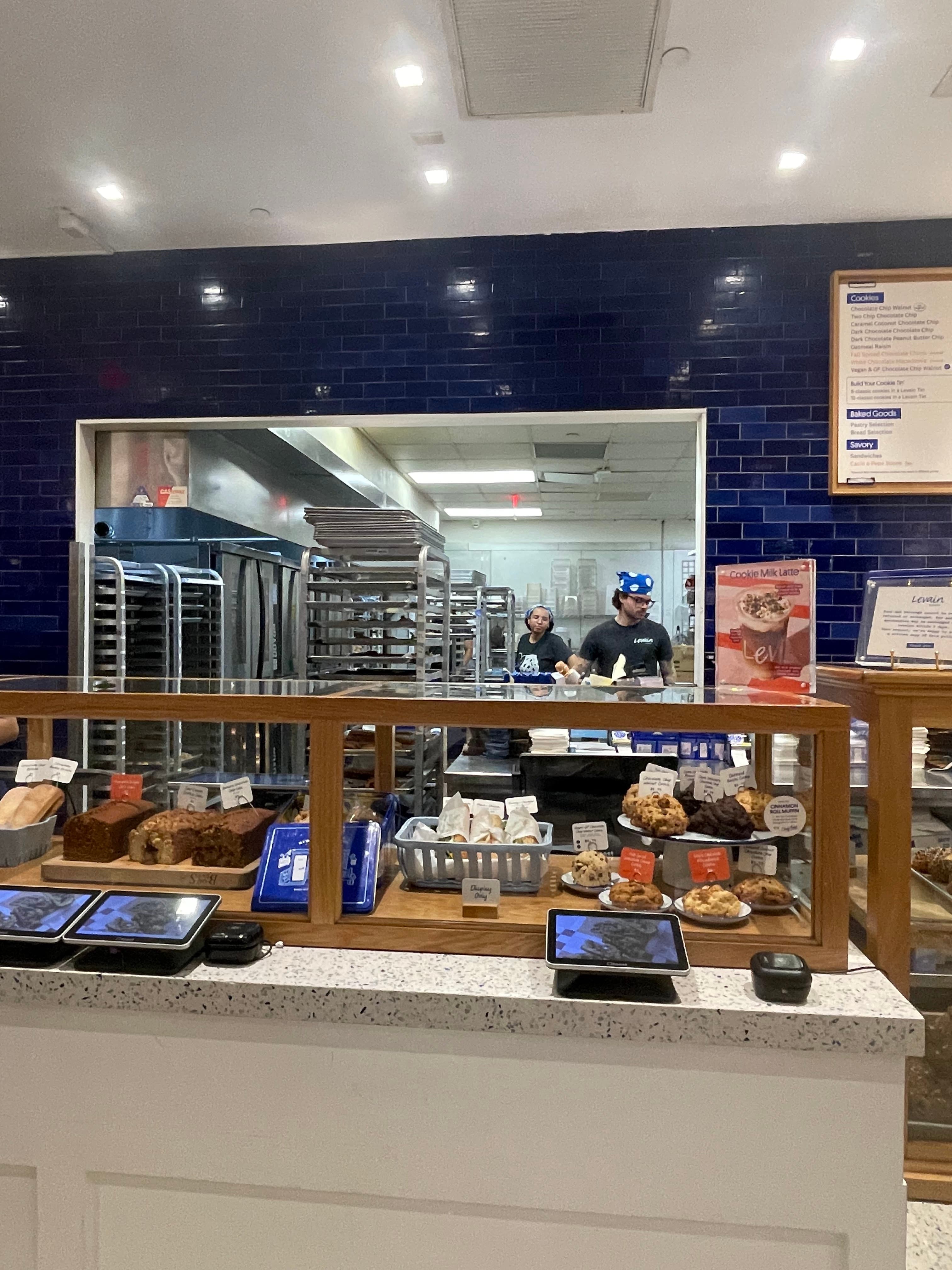 BAKERY COUNTER