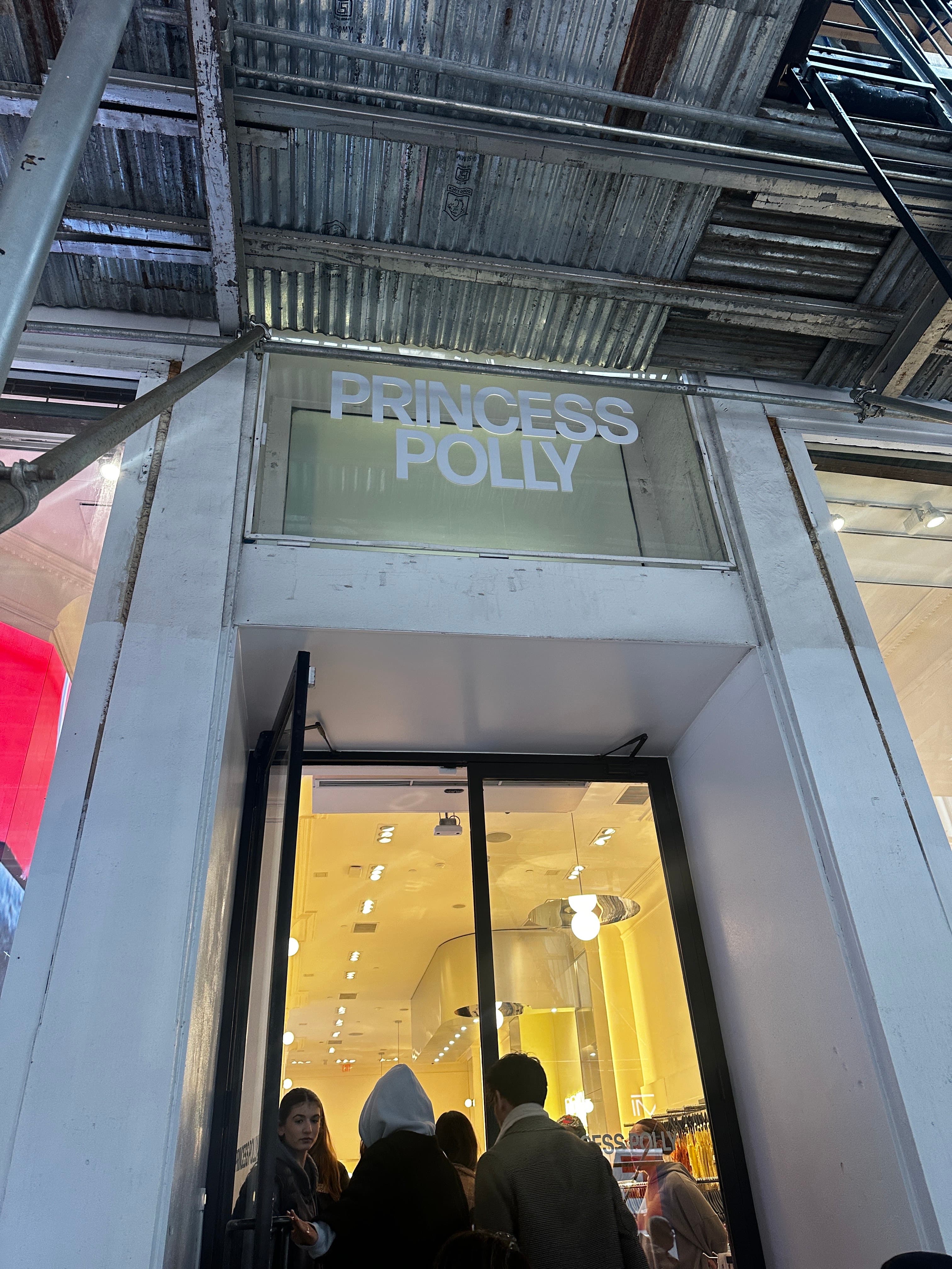 STORE ENTRANCE