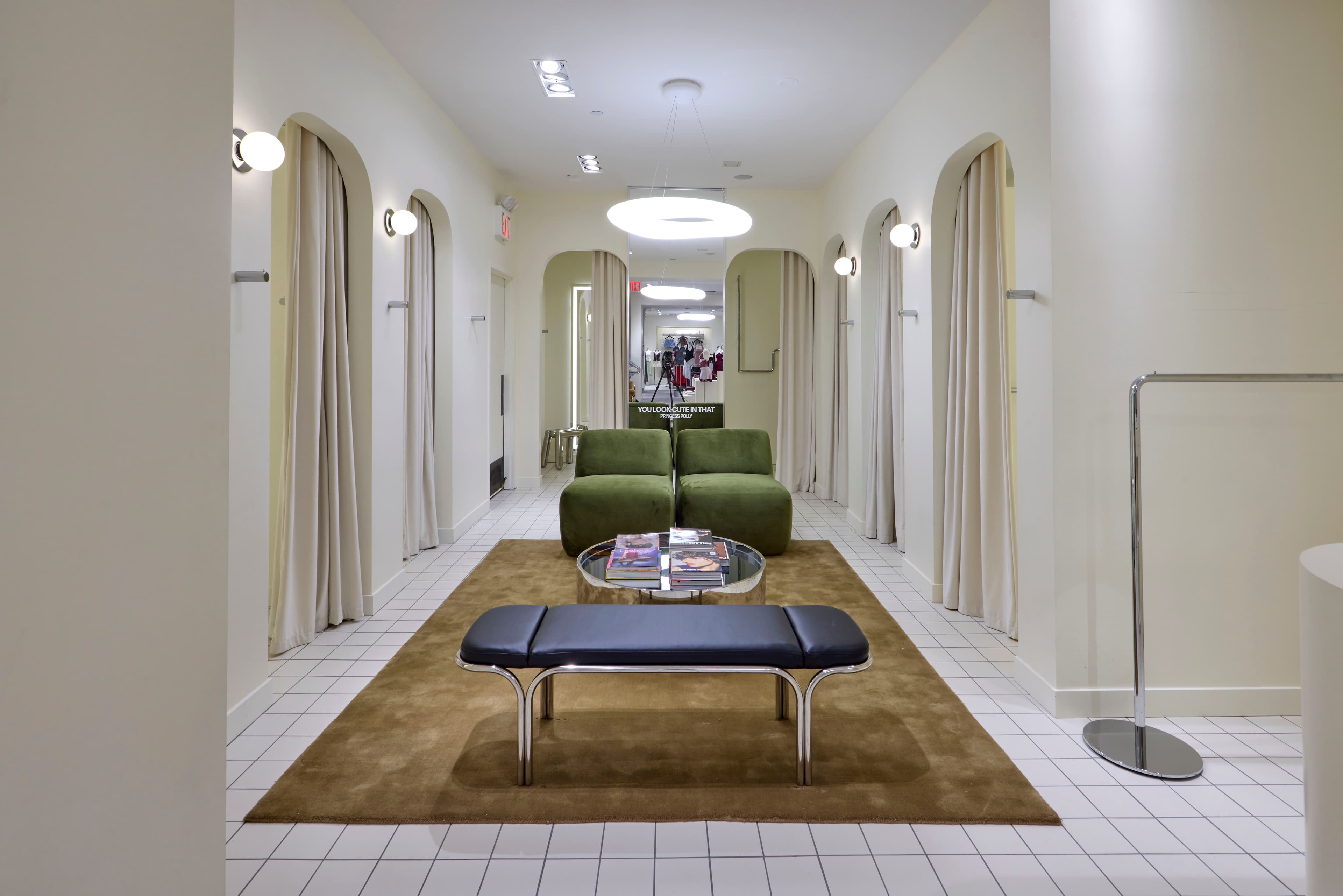 FITTING ROOM LOUNGE