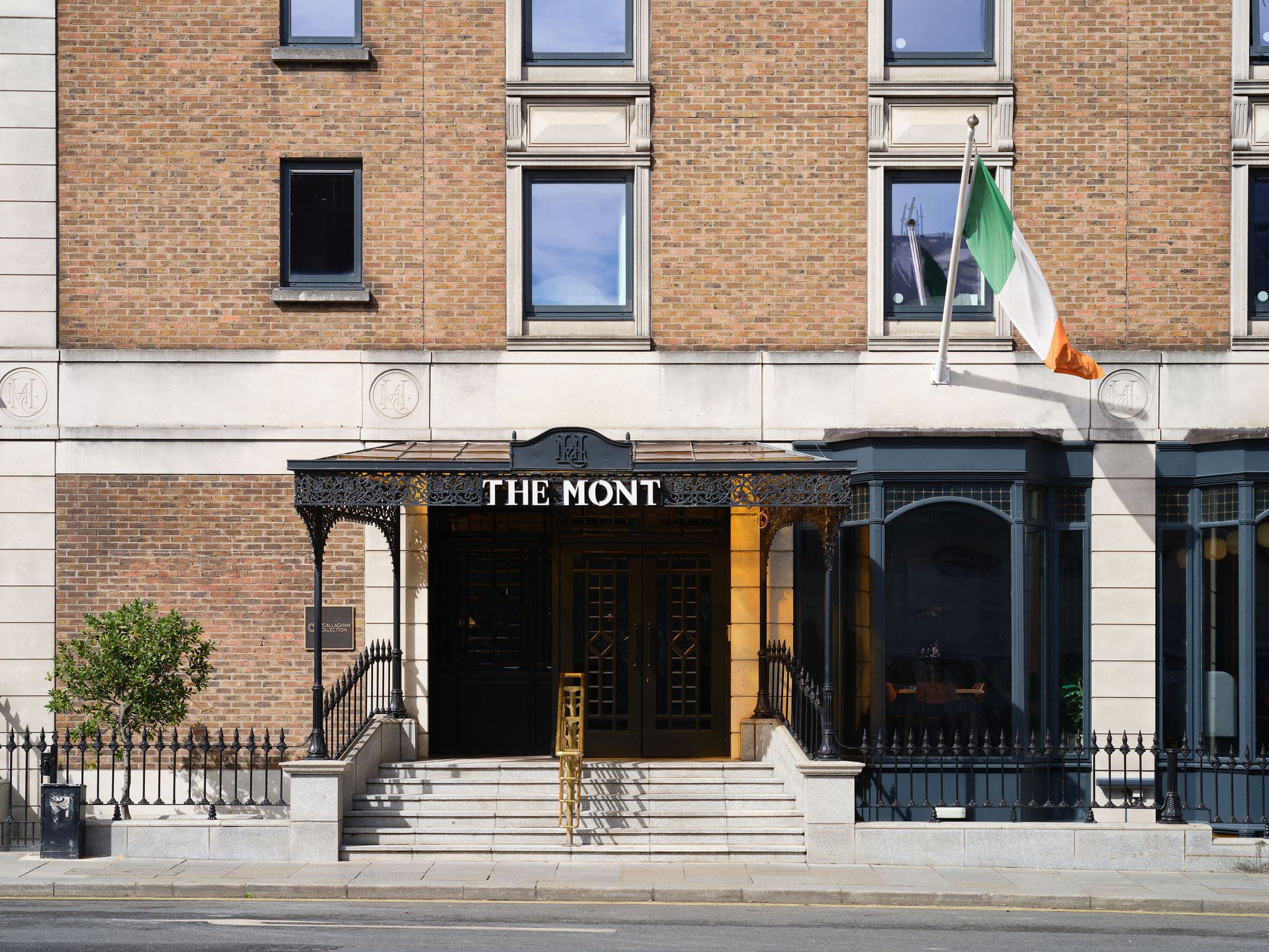 THE MONT ENTRANCE