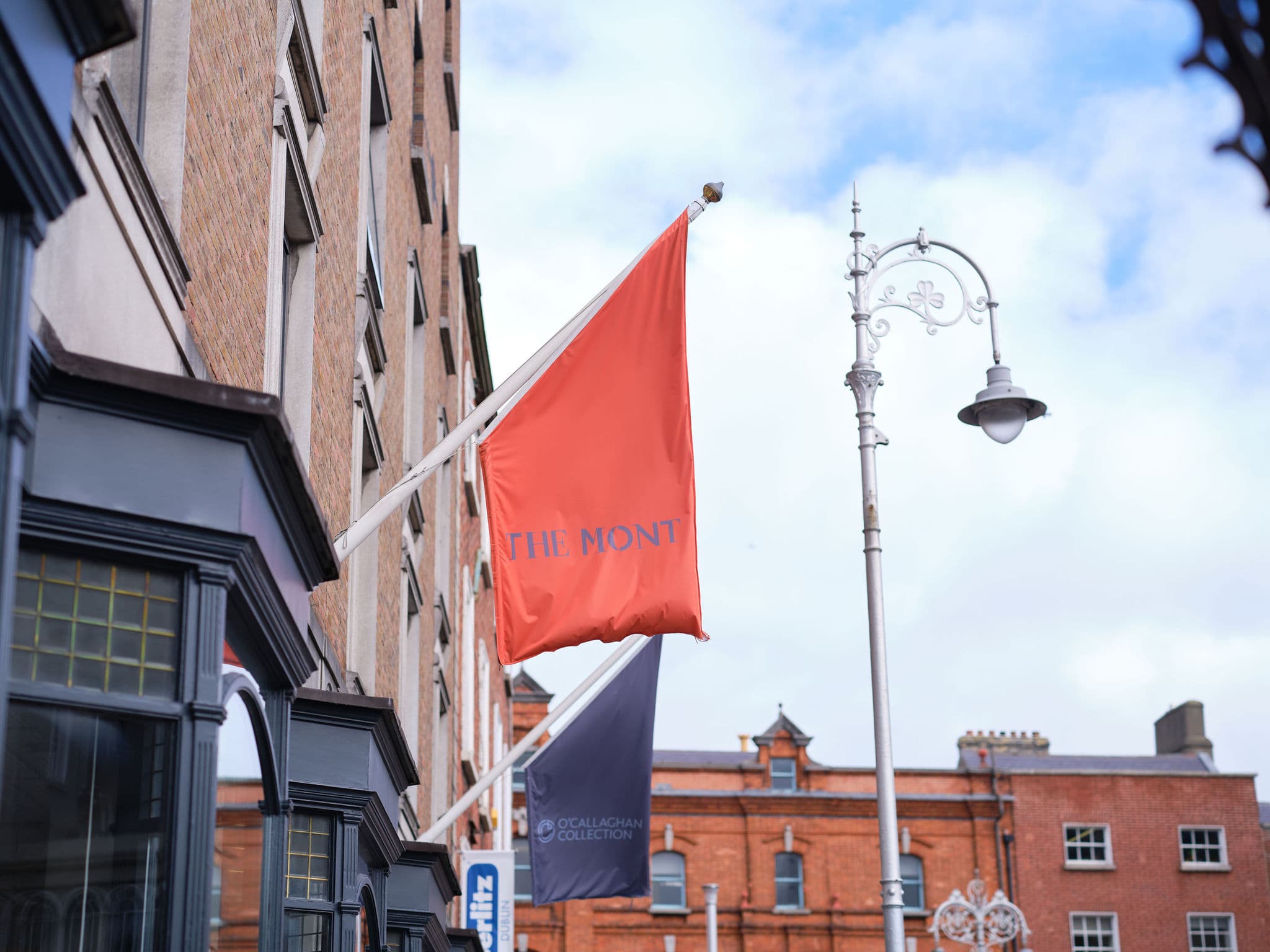 HOTEL STREET FRONT
