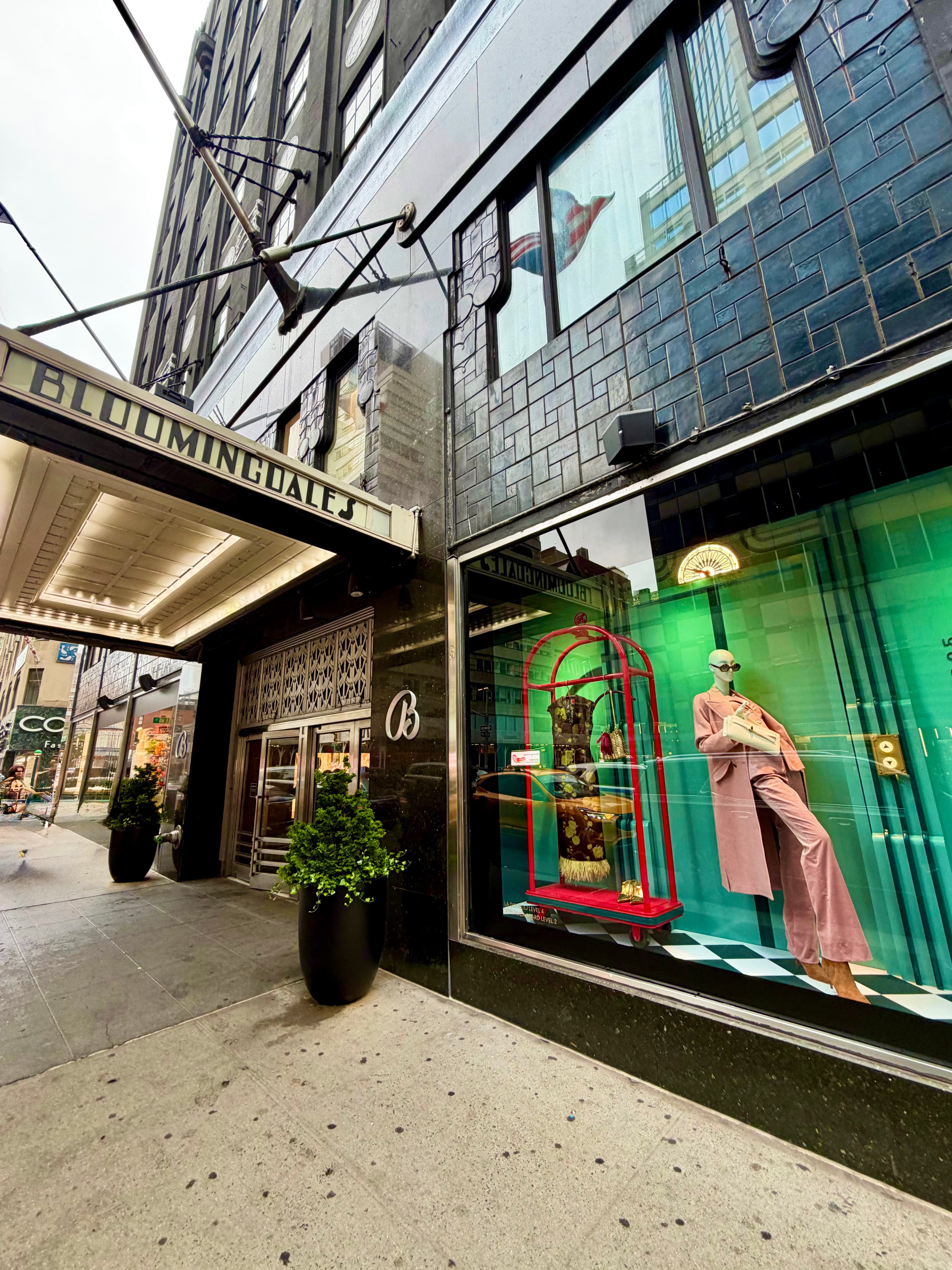 THE STORE ENTRANCE