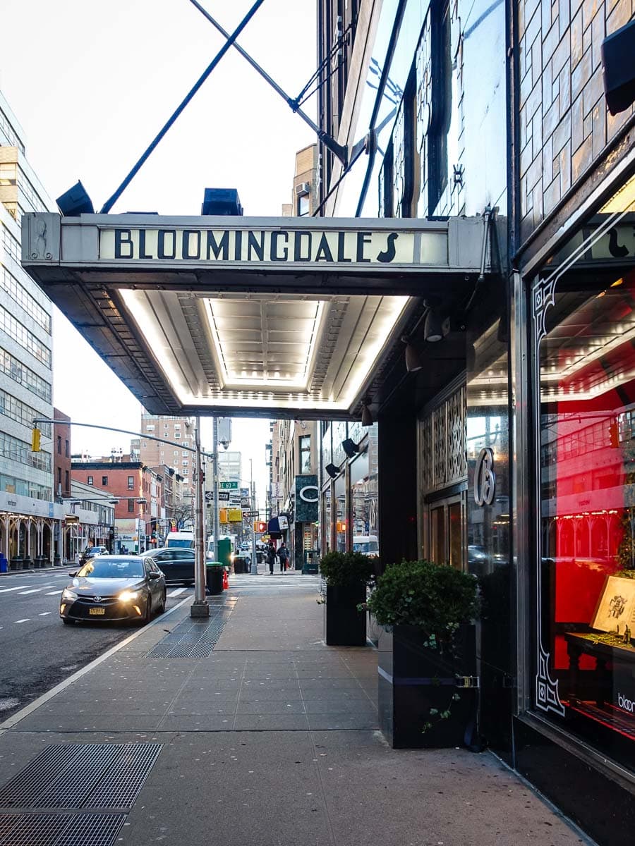 THE BLOOMINGDALE’S ENTRANCE