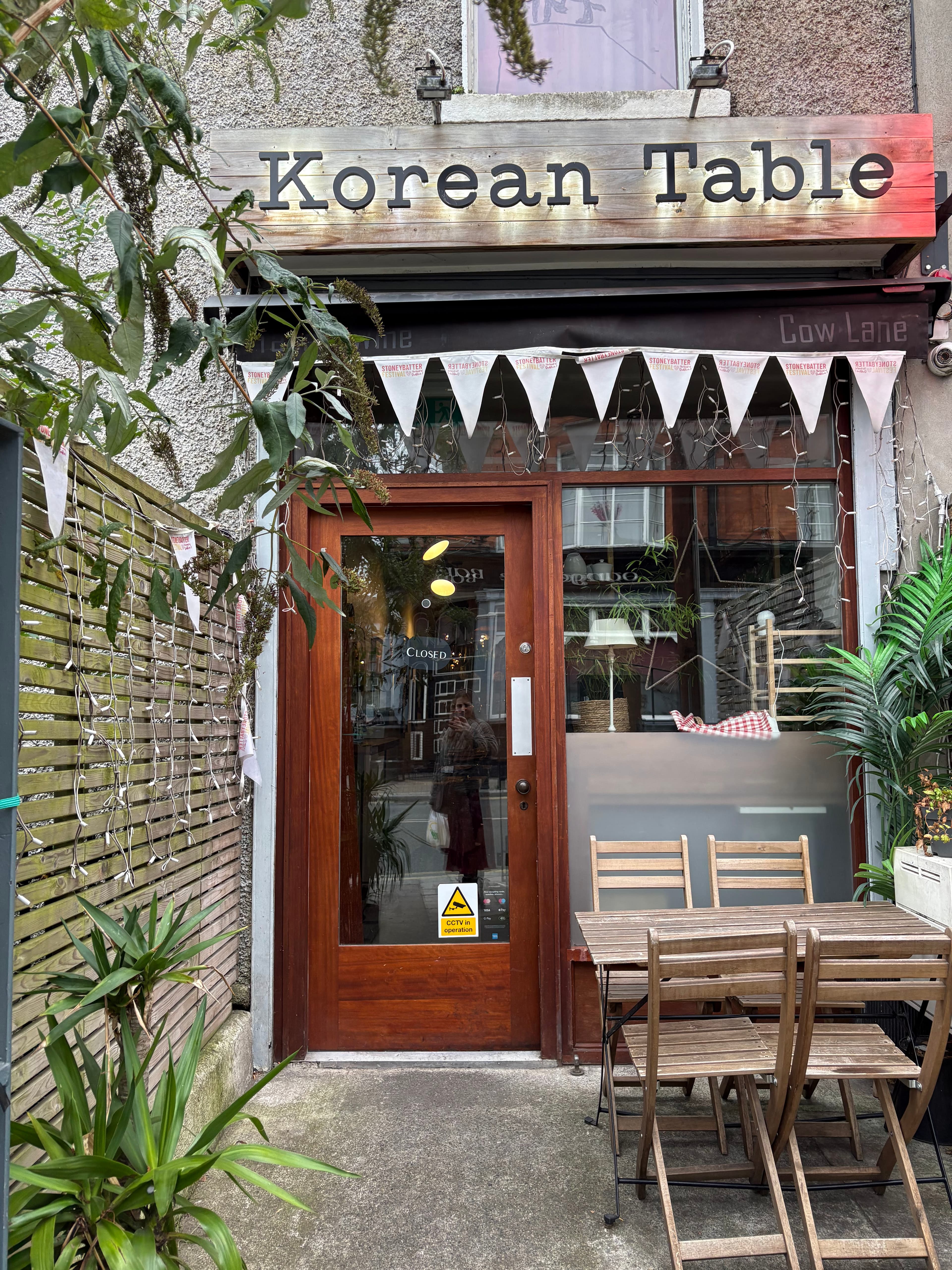 KOREAN TABLE ENTRANCE