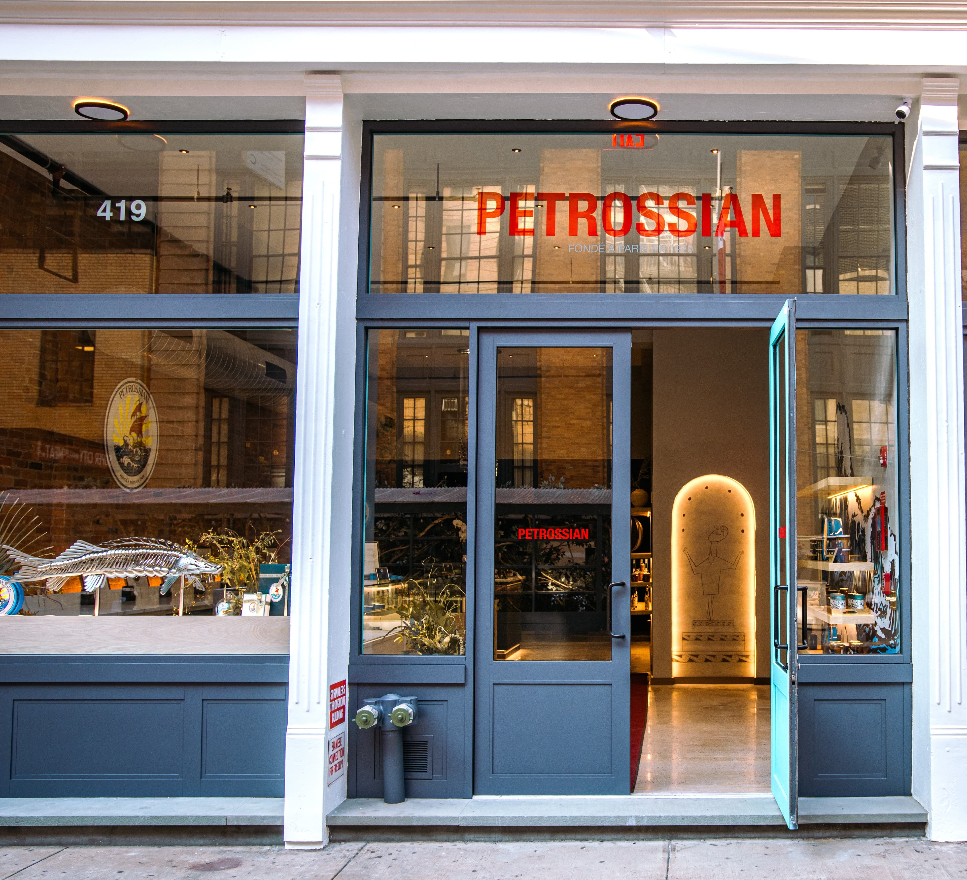 BOUTIQUE STOREFRONT