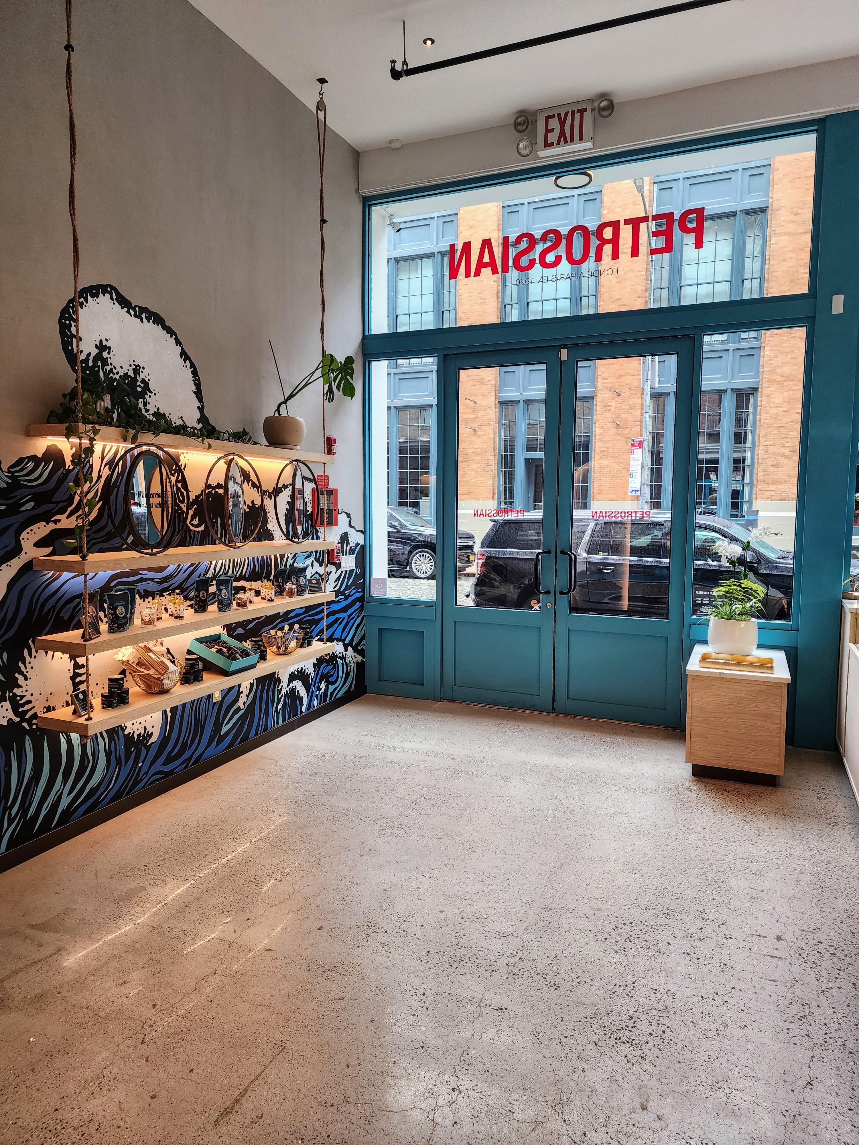 BOUTIQUE INTERIOR
