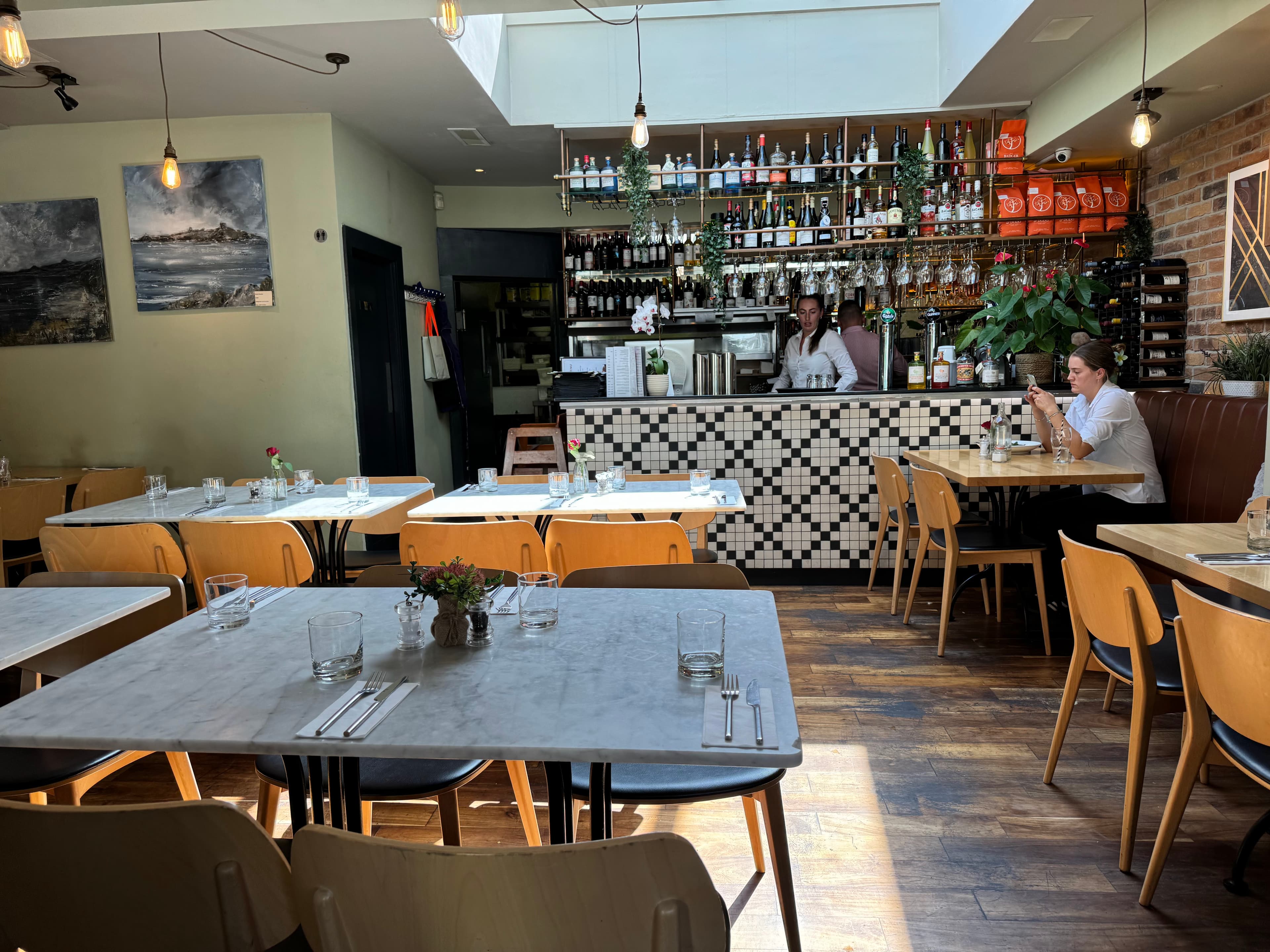 THE RESTAURANT INTERIOR
