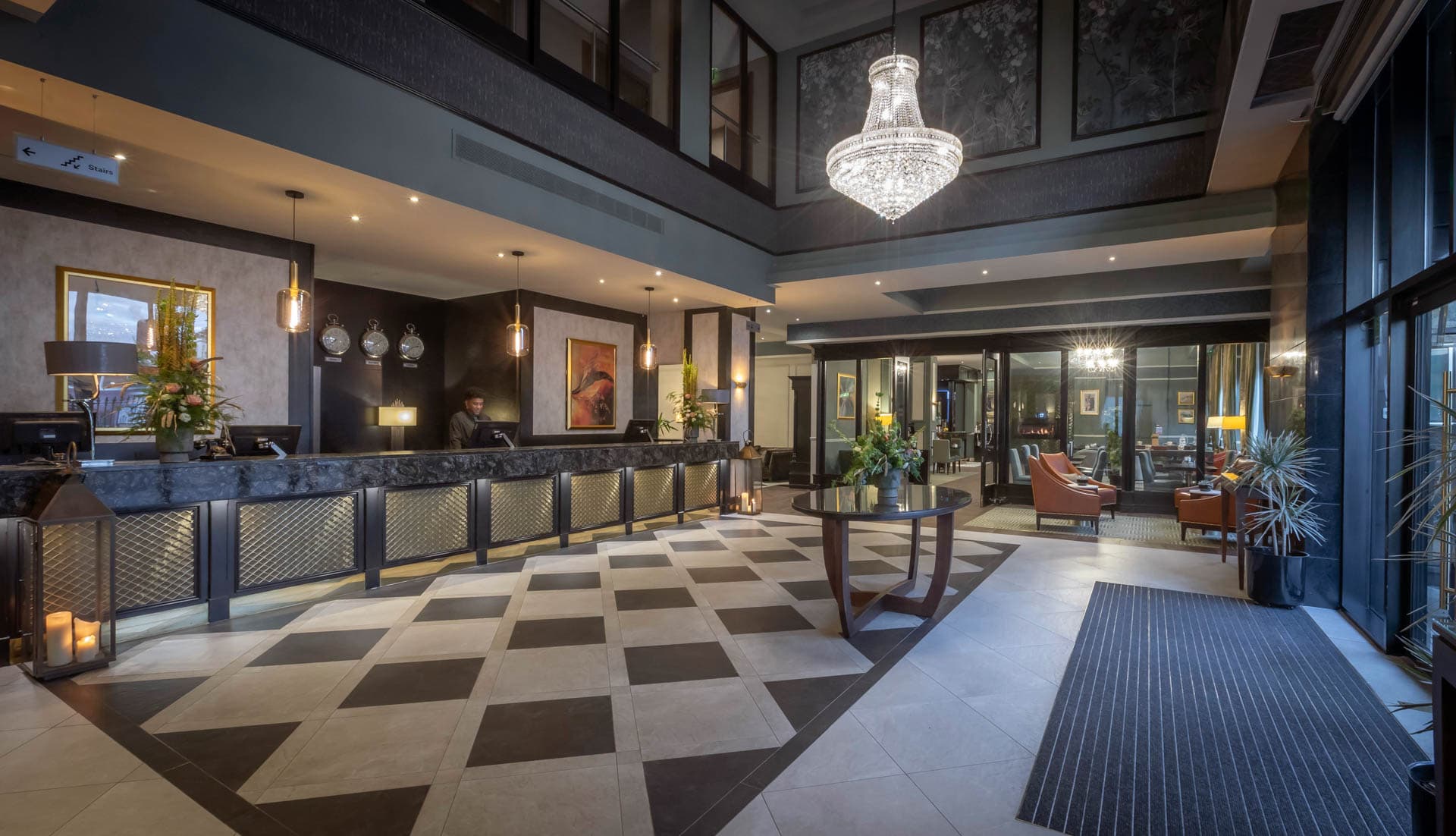 THE LOBBY