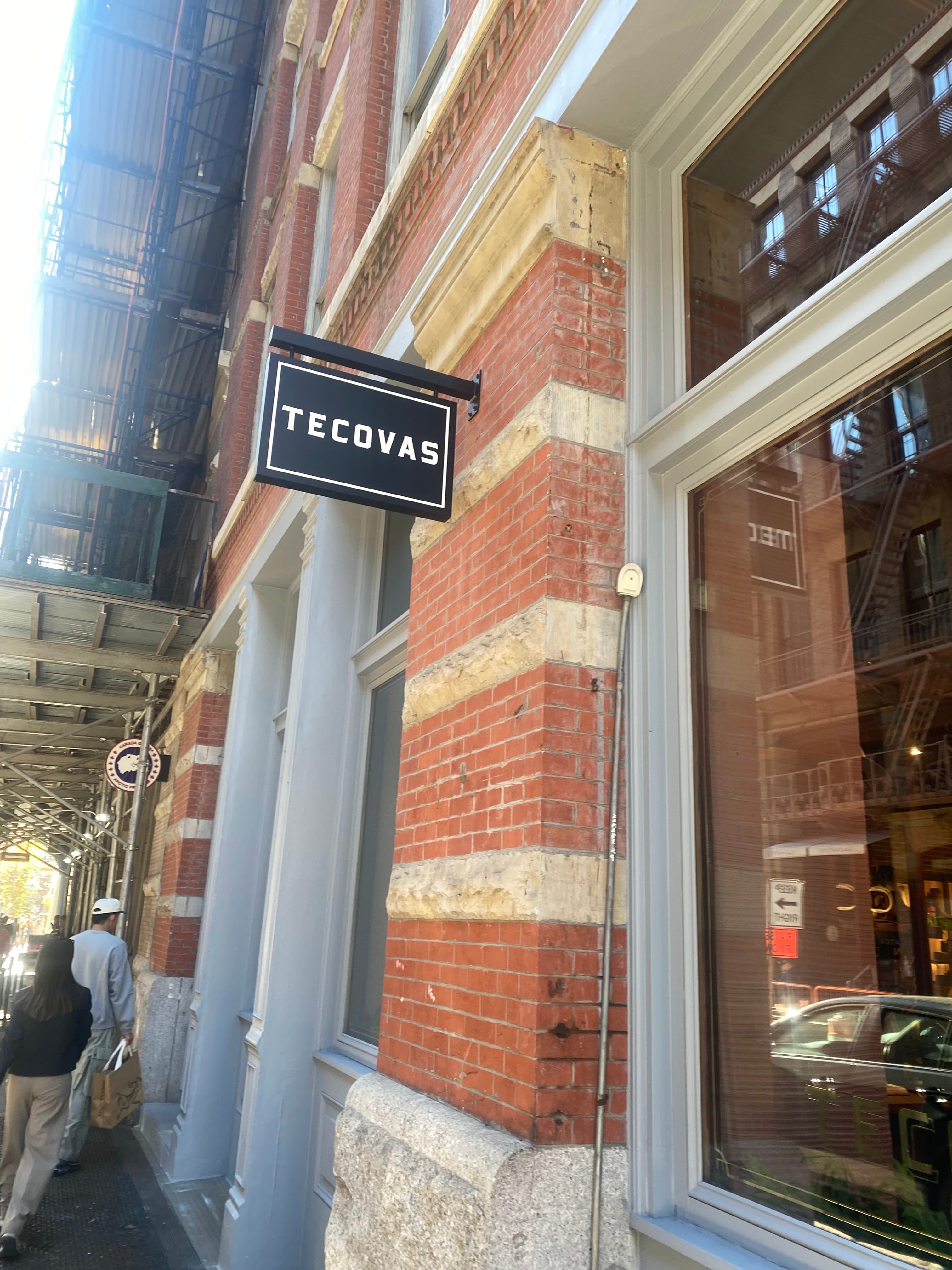 STORE ENTRANCE