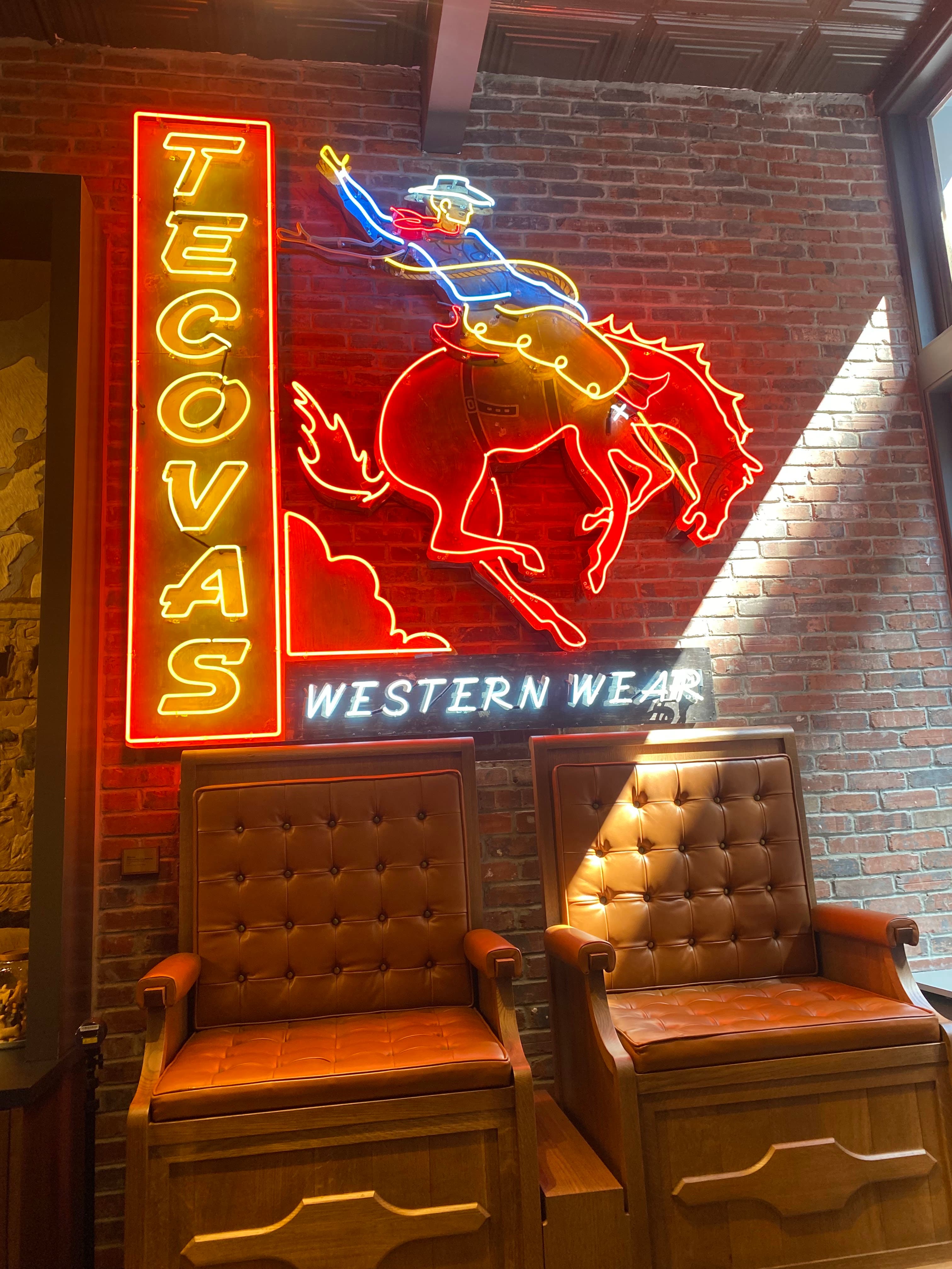 WESTERN WEAR SIGN