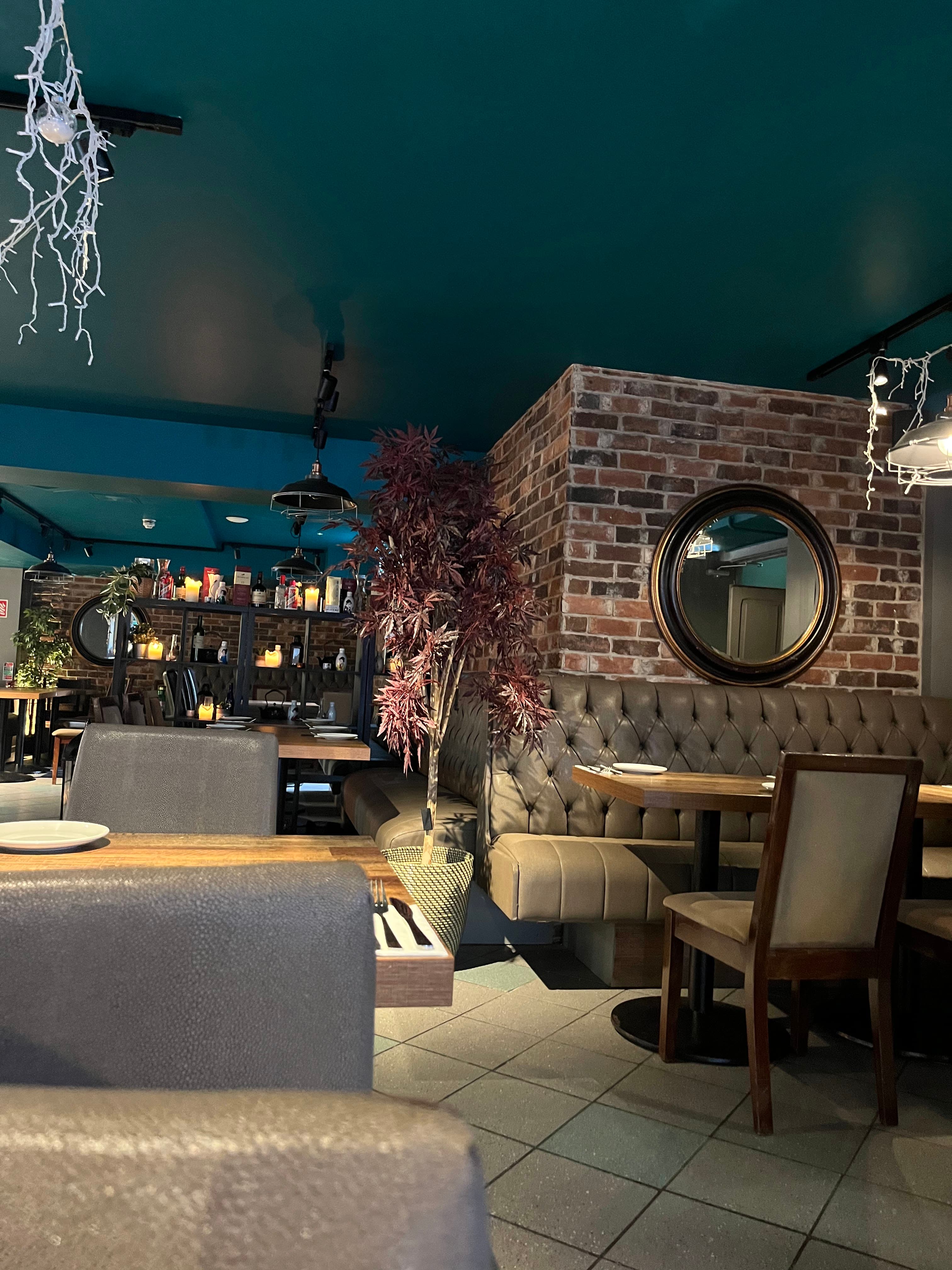 THE DINING ROOM