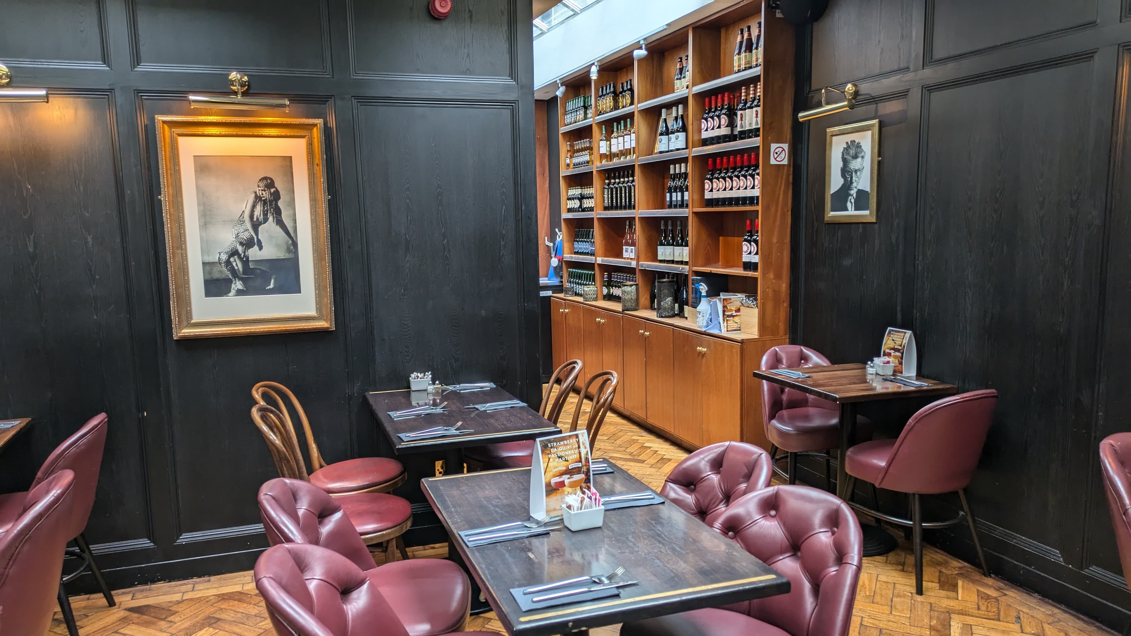 THE DINING ROOM