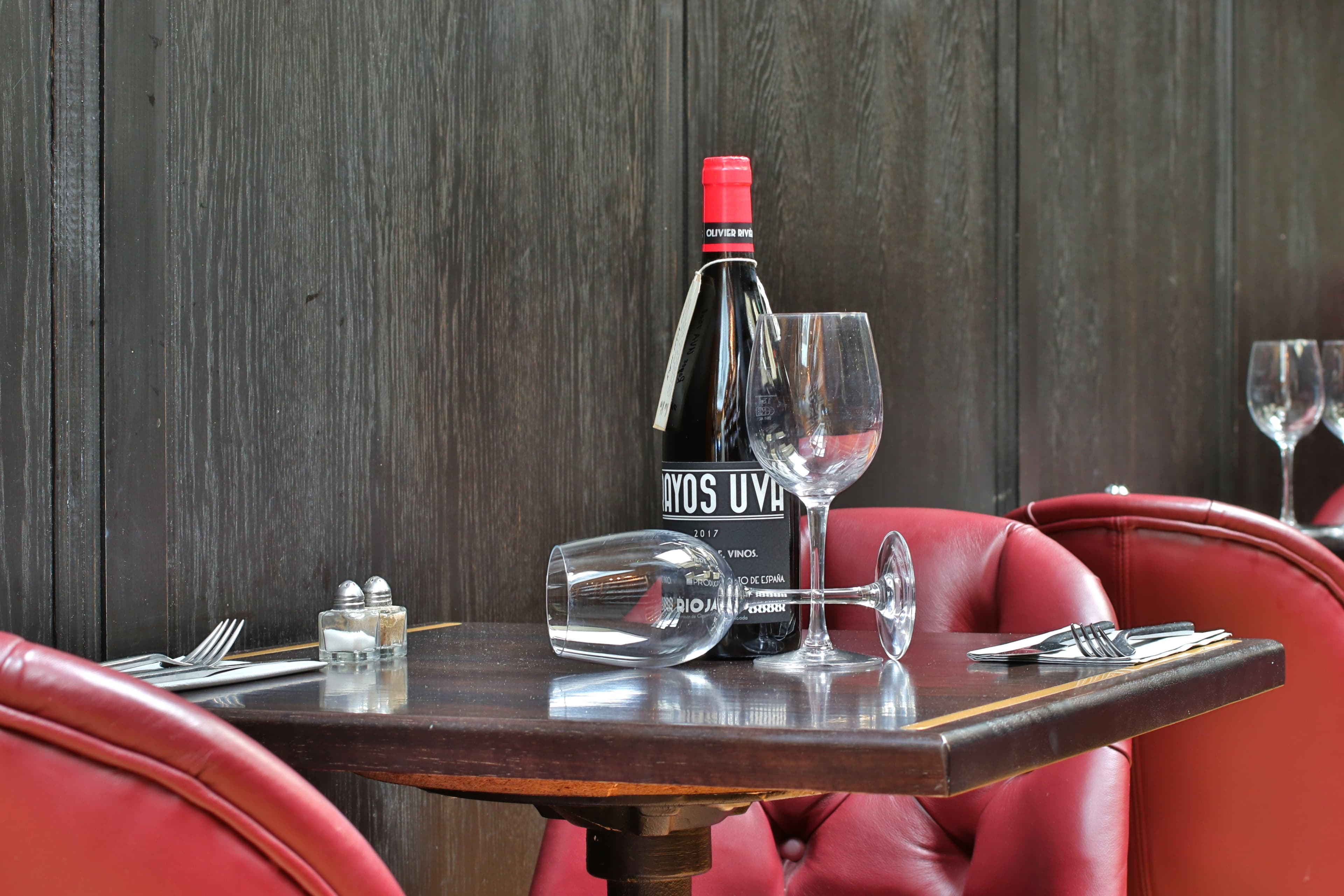THE DINING TABLE