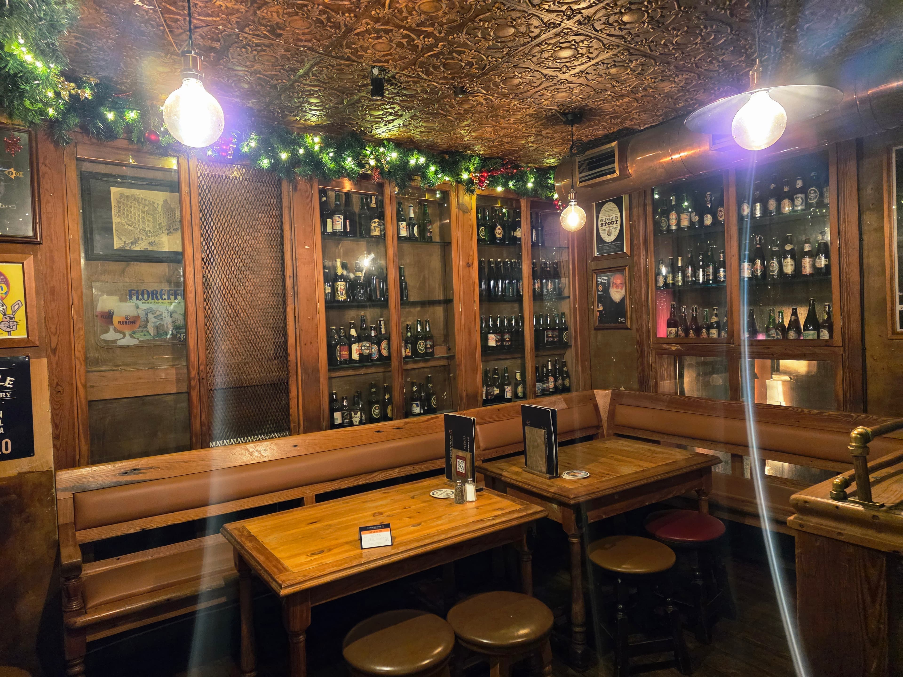 THE PUB SEATING