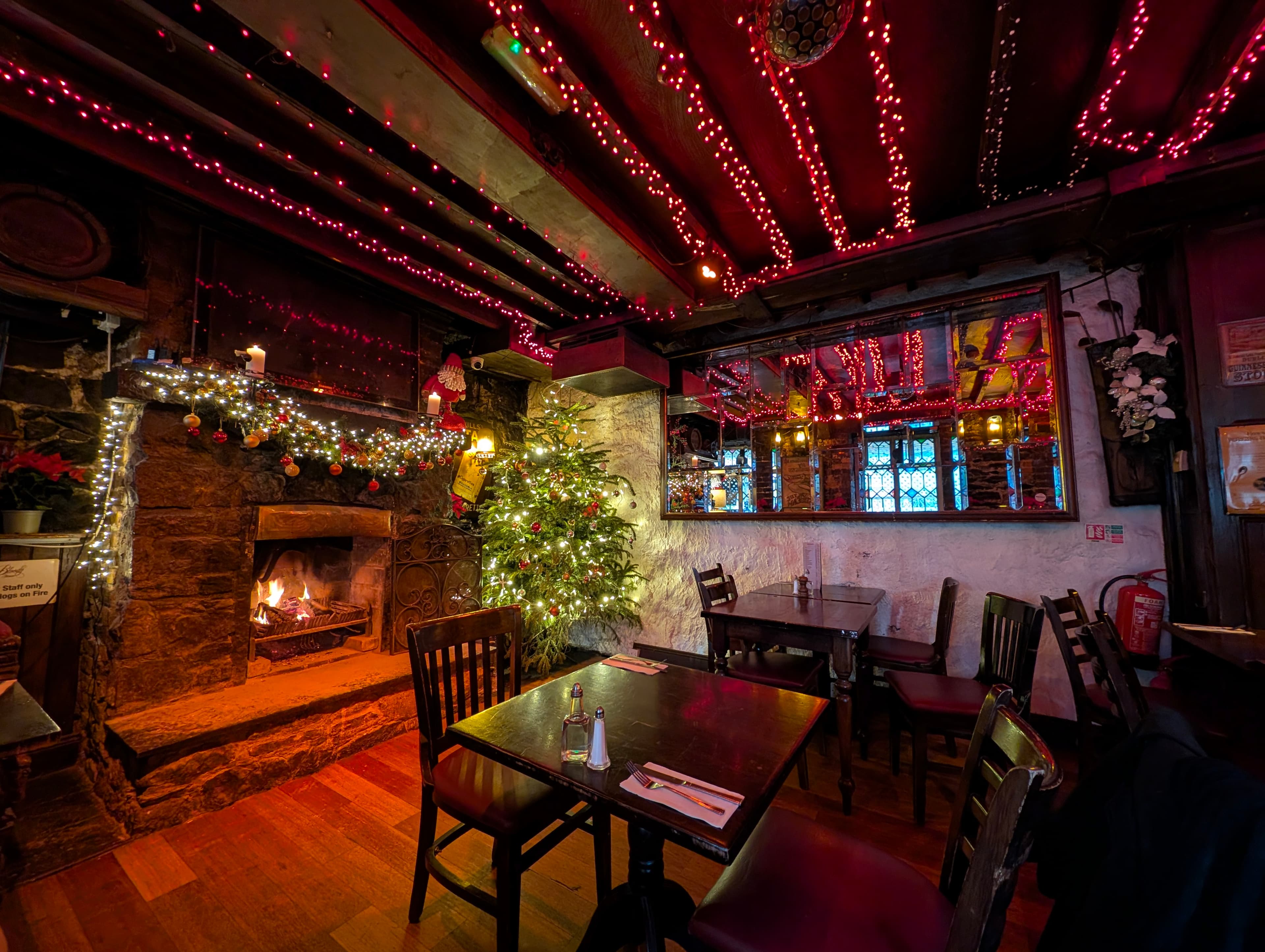 PUB INTERIOR