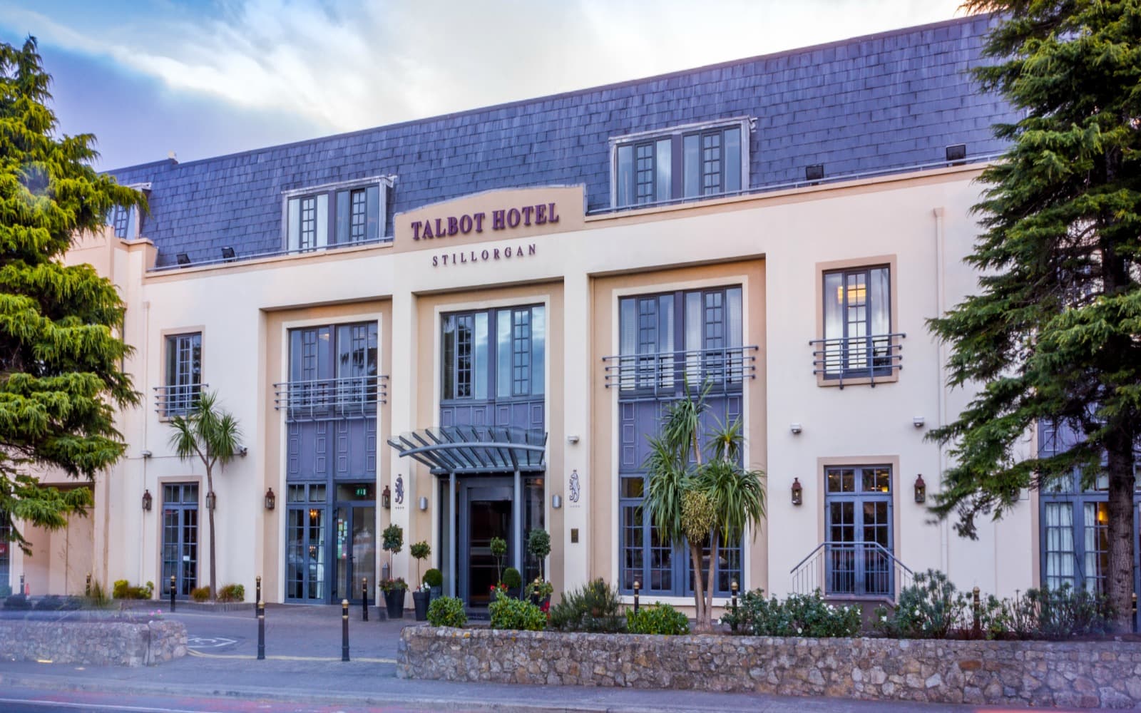 HOTEL ENTRANCE