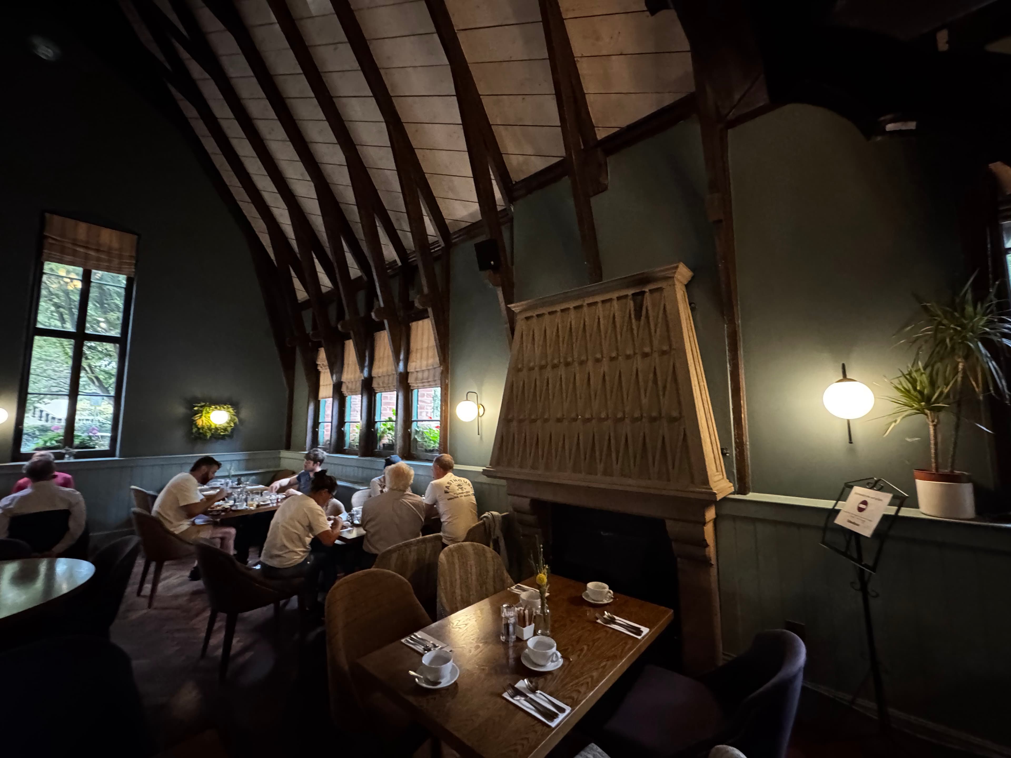 THE DINING ROOM