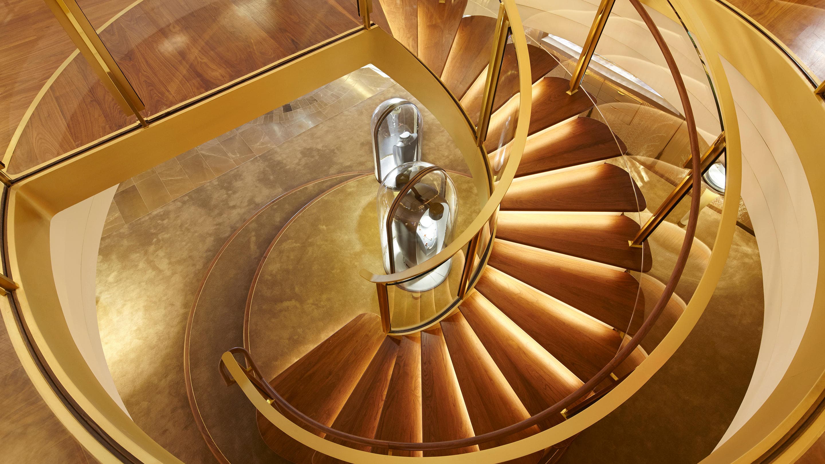 GOLDEN STAIRCASE