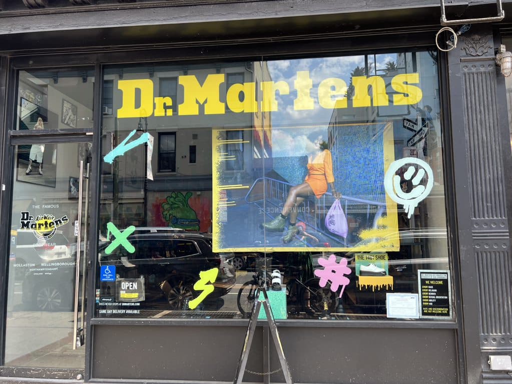 STORE WINDOW