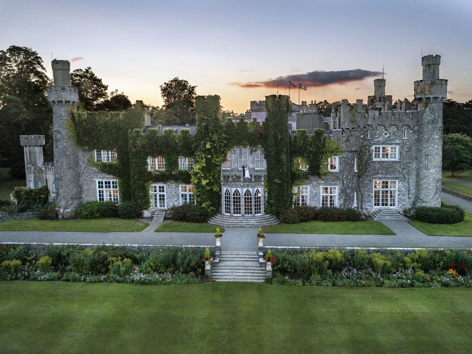 LUTTRELLSTOWN CASTLE EXTERIOR