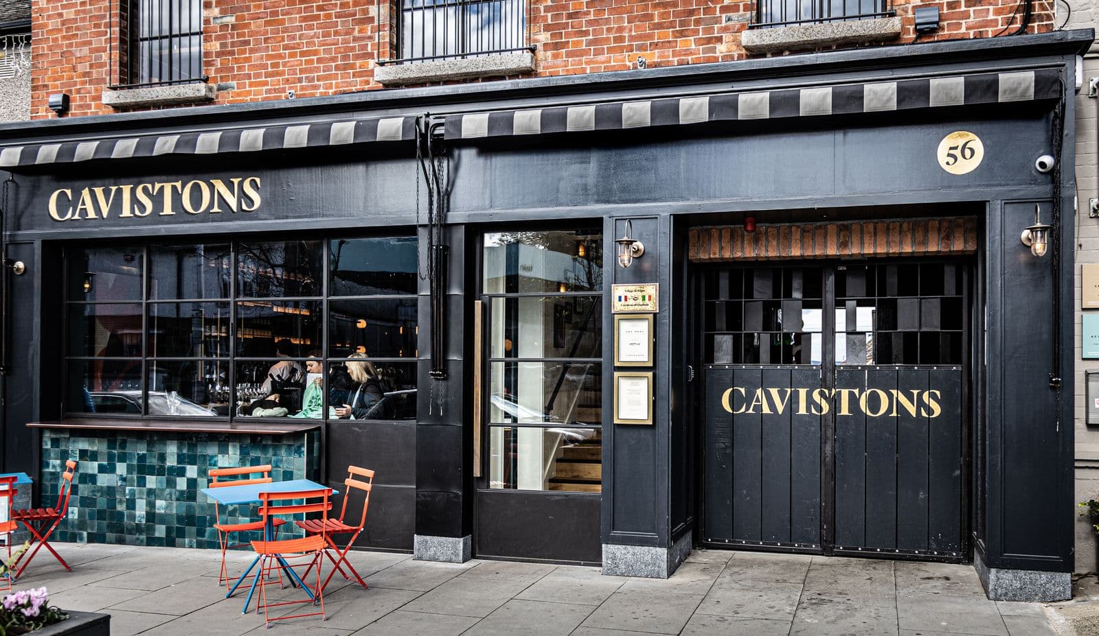 CAVISTONS EXTERIOR