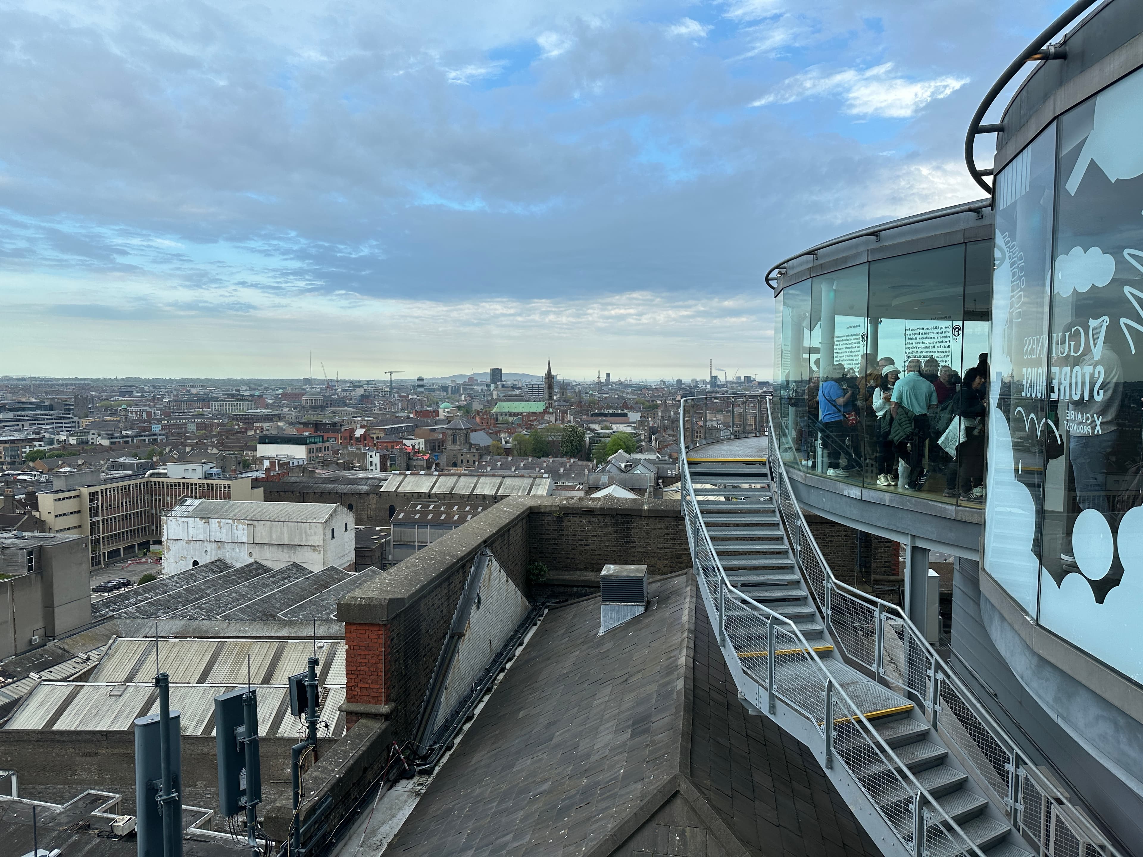 GRAVITY BAR VIEW