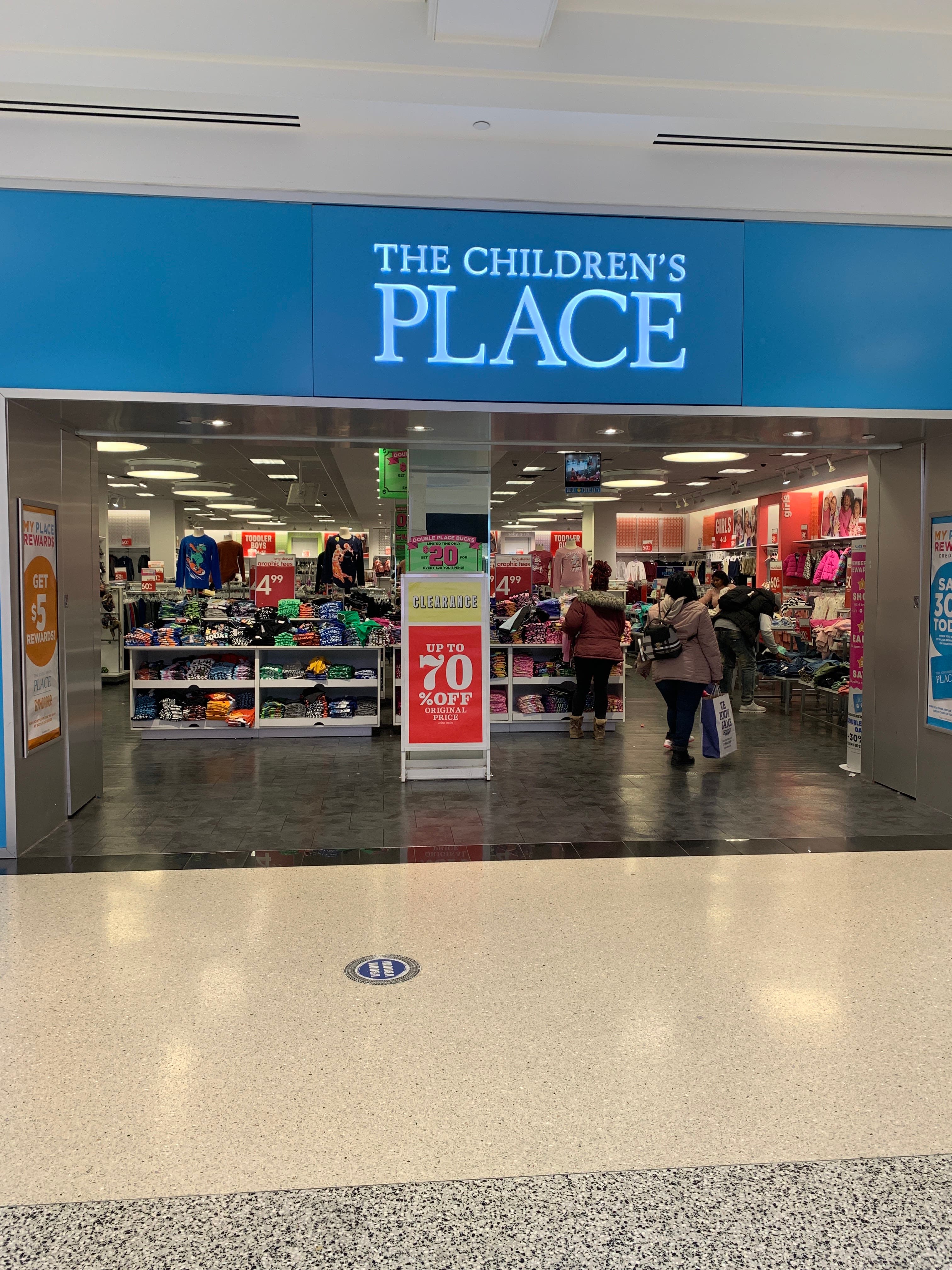 STORE ENTRANCE