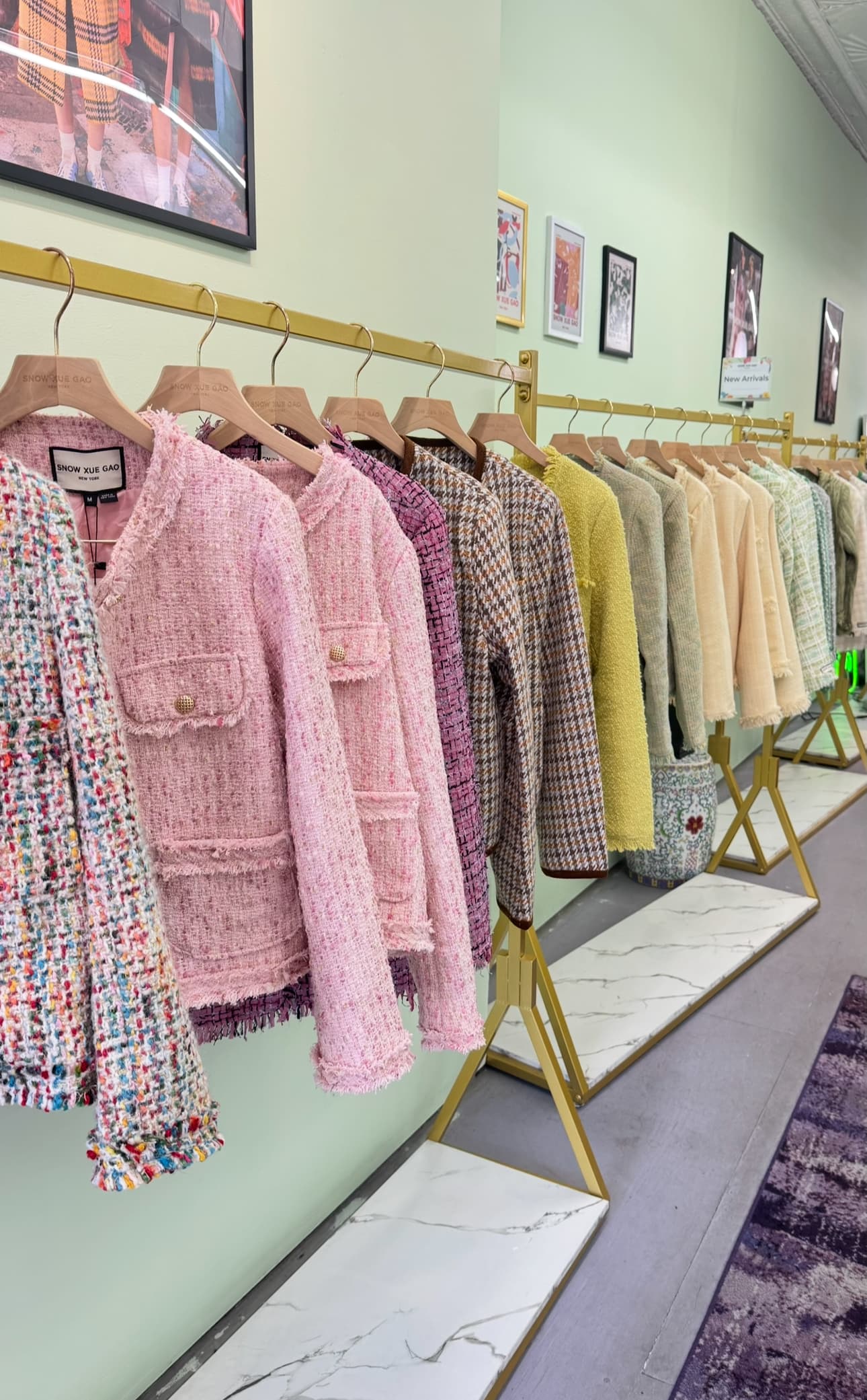 THE CLOTHING RACK