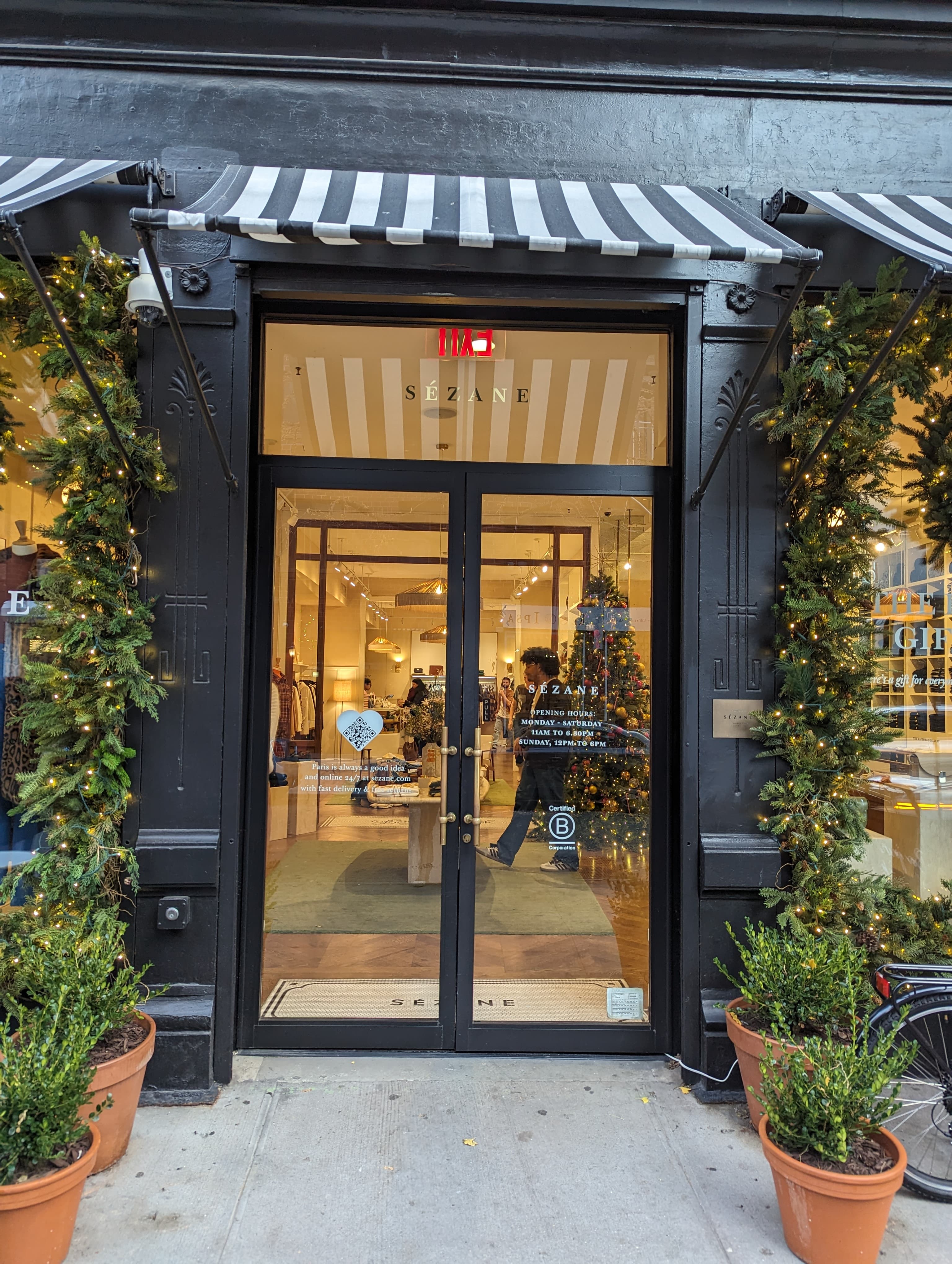 STORE ENTRANCE